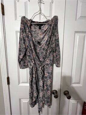René Rofe floral Robe and chemise set